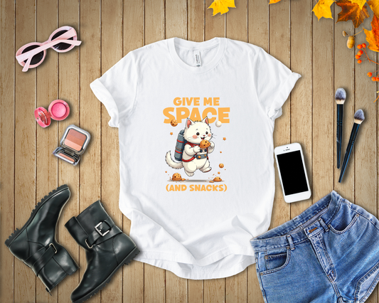 Give Me Space (and Snacks) – Jetpack Cat Walking with Snacks Funny Graphic T-Shirt