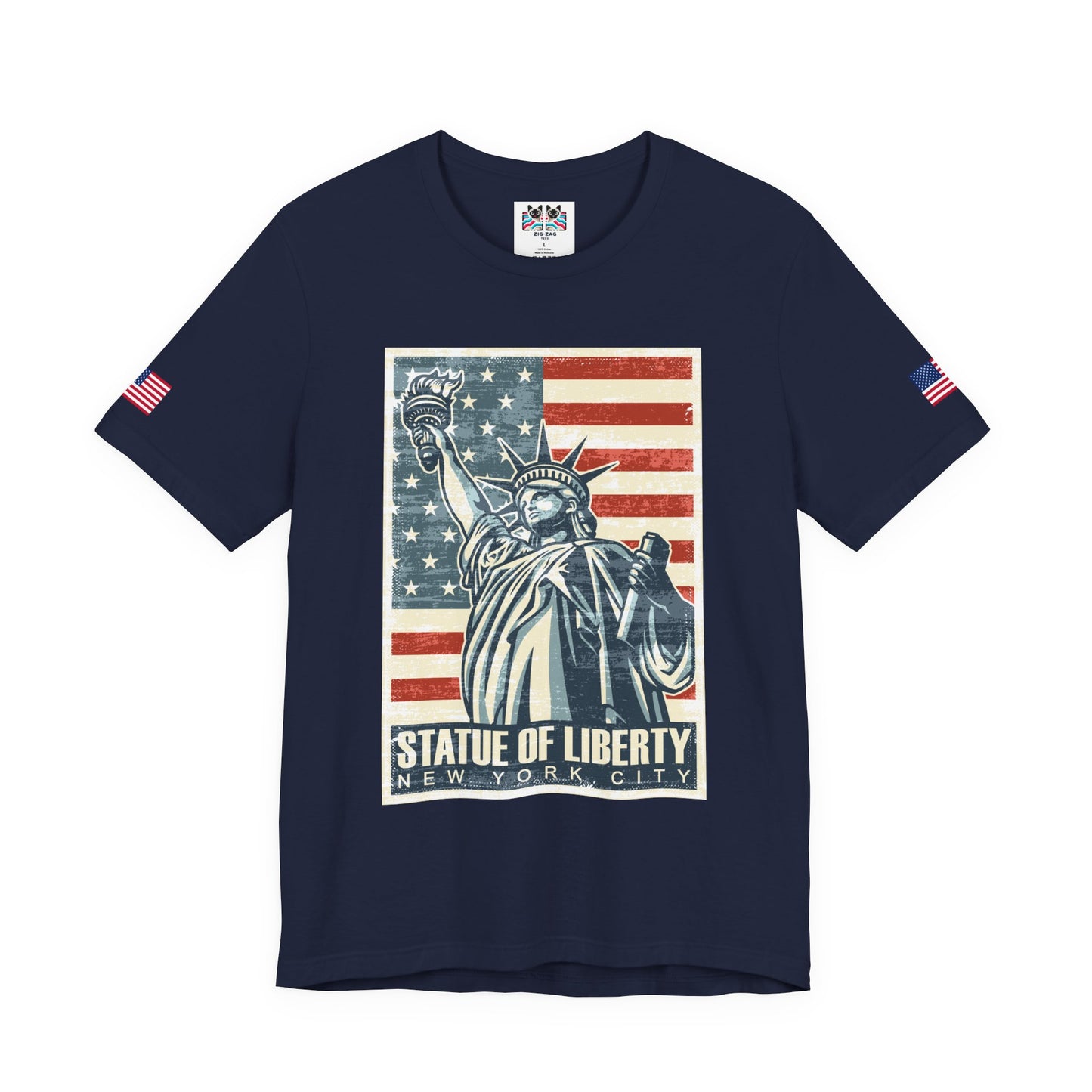 Statue of Liberty T-Shirt - Vintage NYC New York City American Flag Poster Design