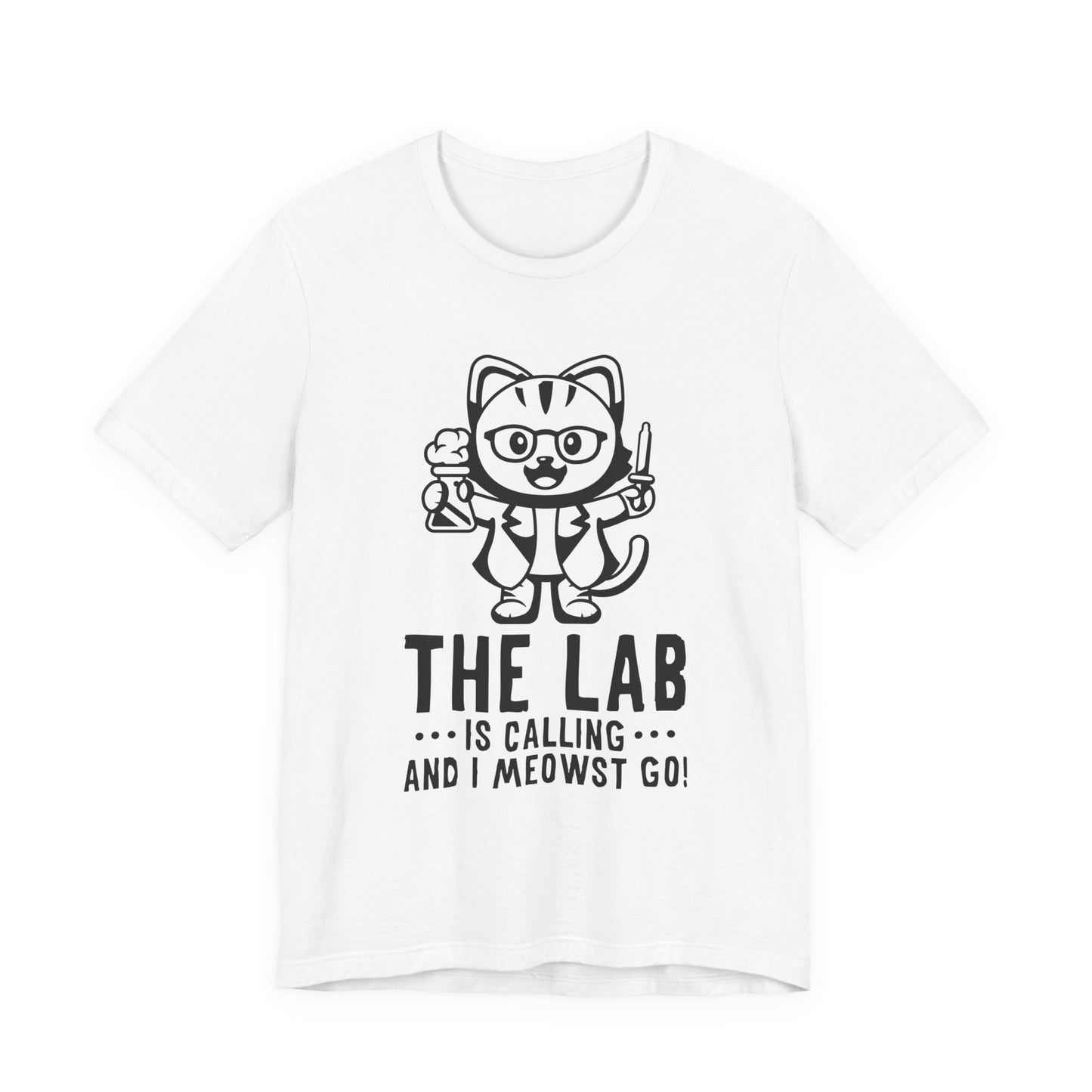 The Lab Is Calling and I Meowst GO Tshirt – Cute Scientist Cat in Lab Coat