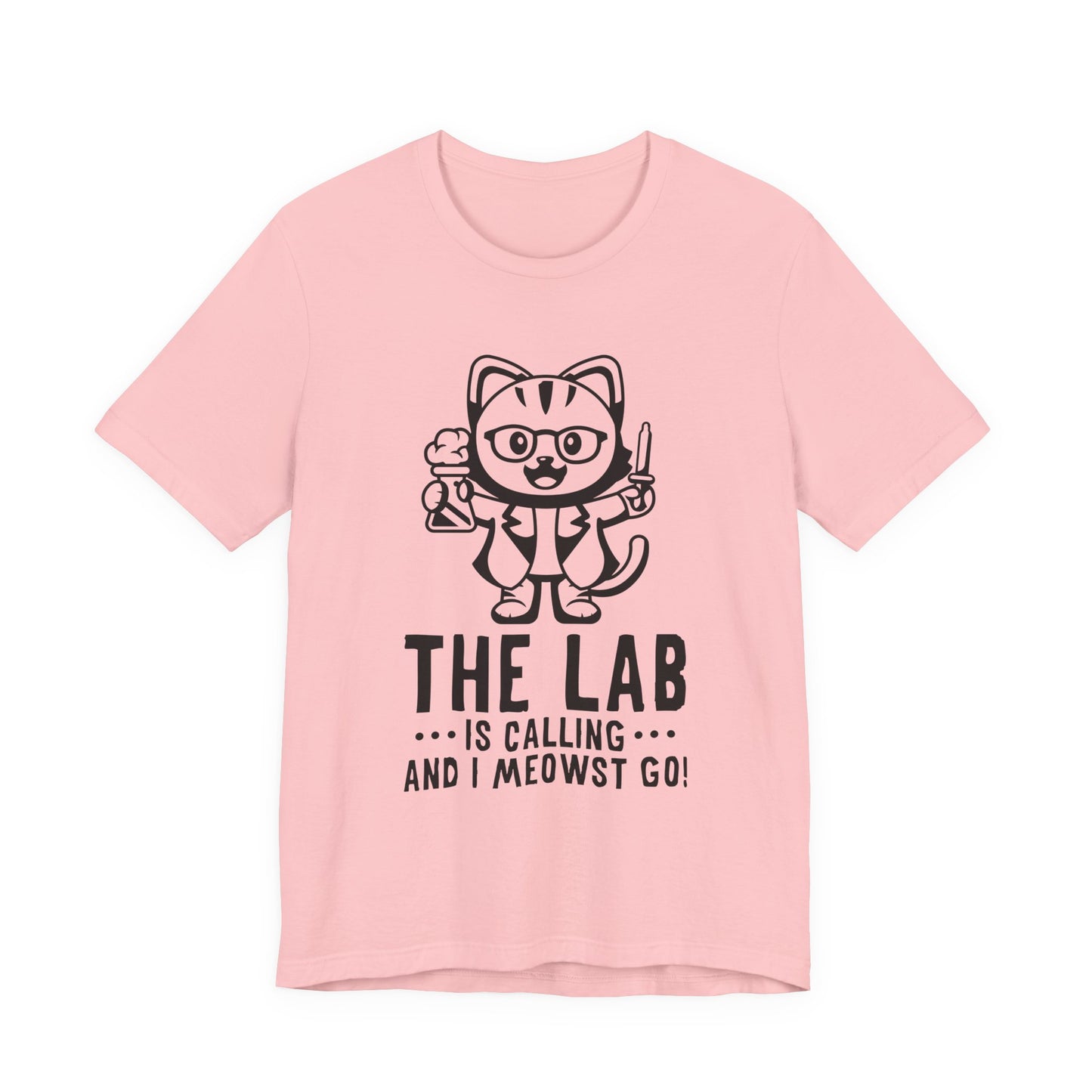 The Lab Is Calling and I Meowst GO Tshirt – Cute Scientist Cat in Lab Coat
