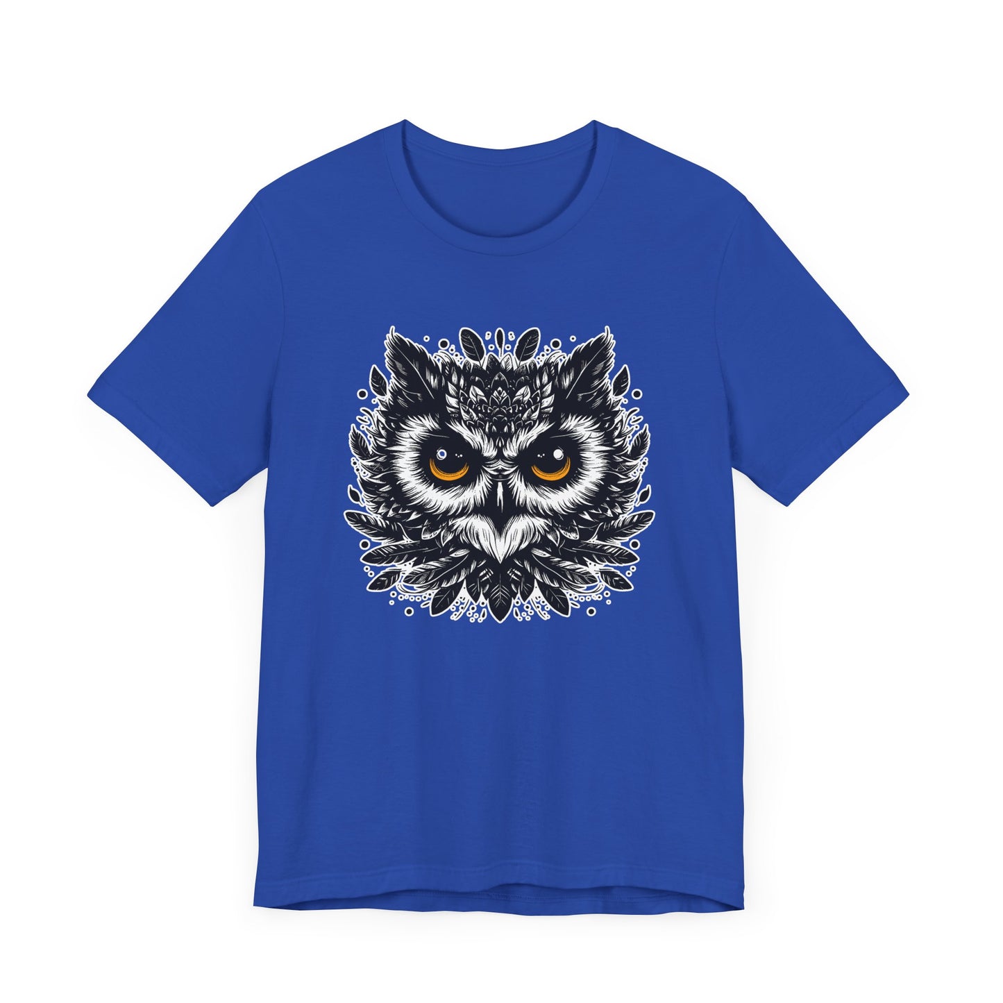 Intense Front-Facing Owl and piercing big yellow eyes Graphic T-Shirt