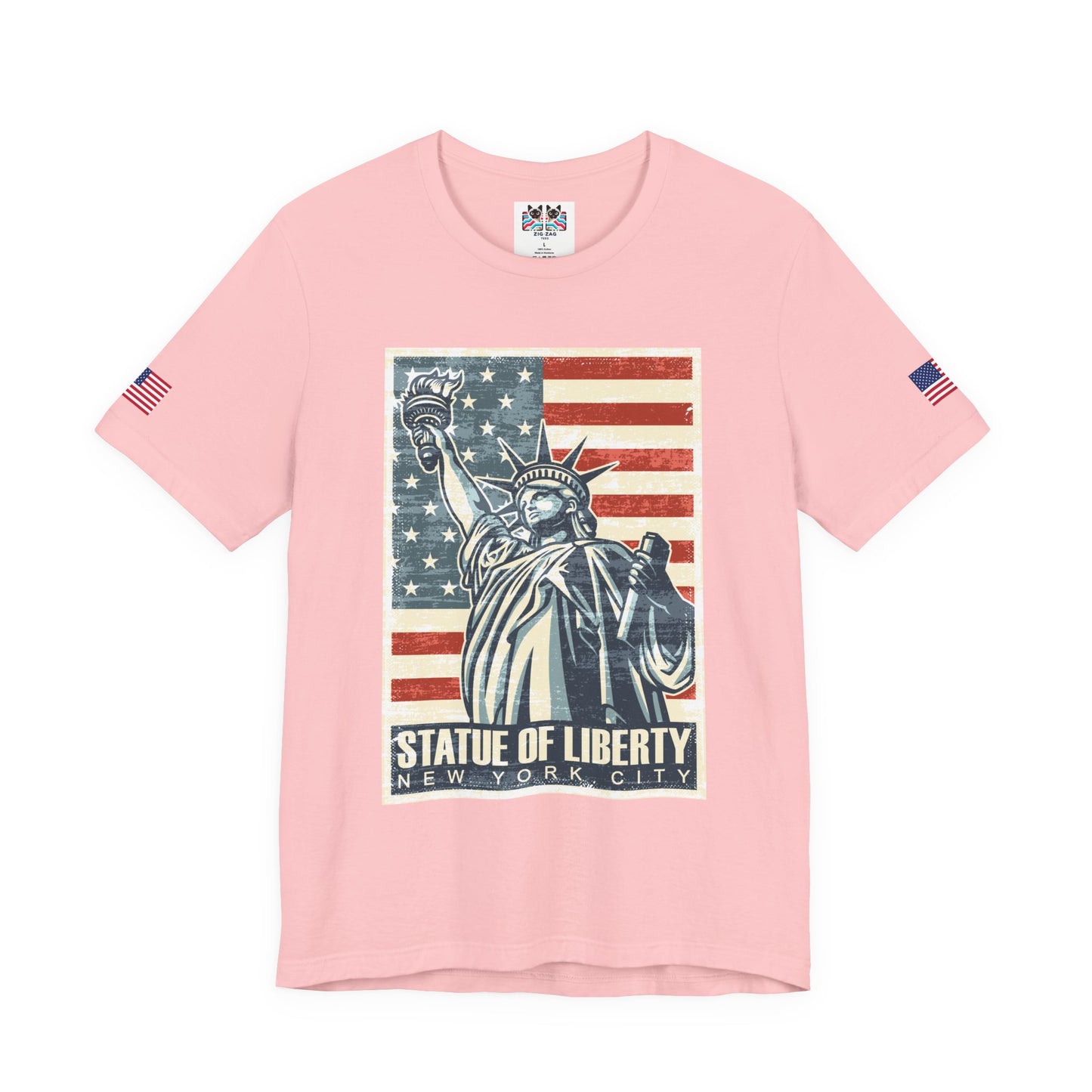 Statue of Liberty T-Shirt - Vintage NYC New York City American Flag Poster Design
