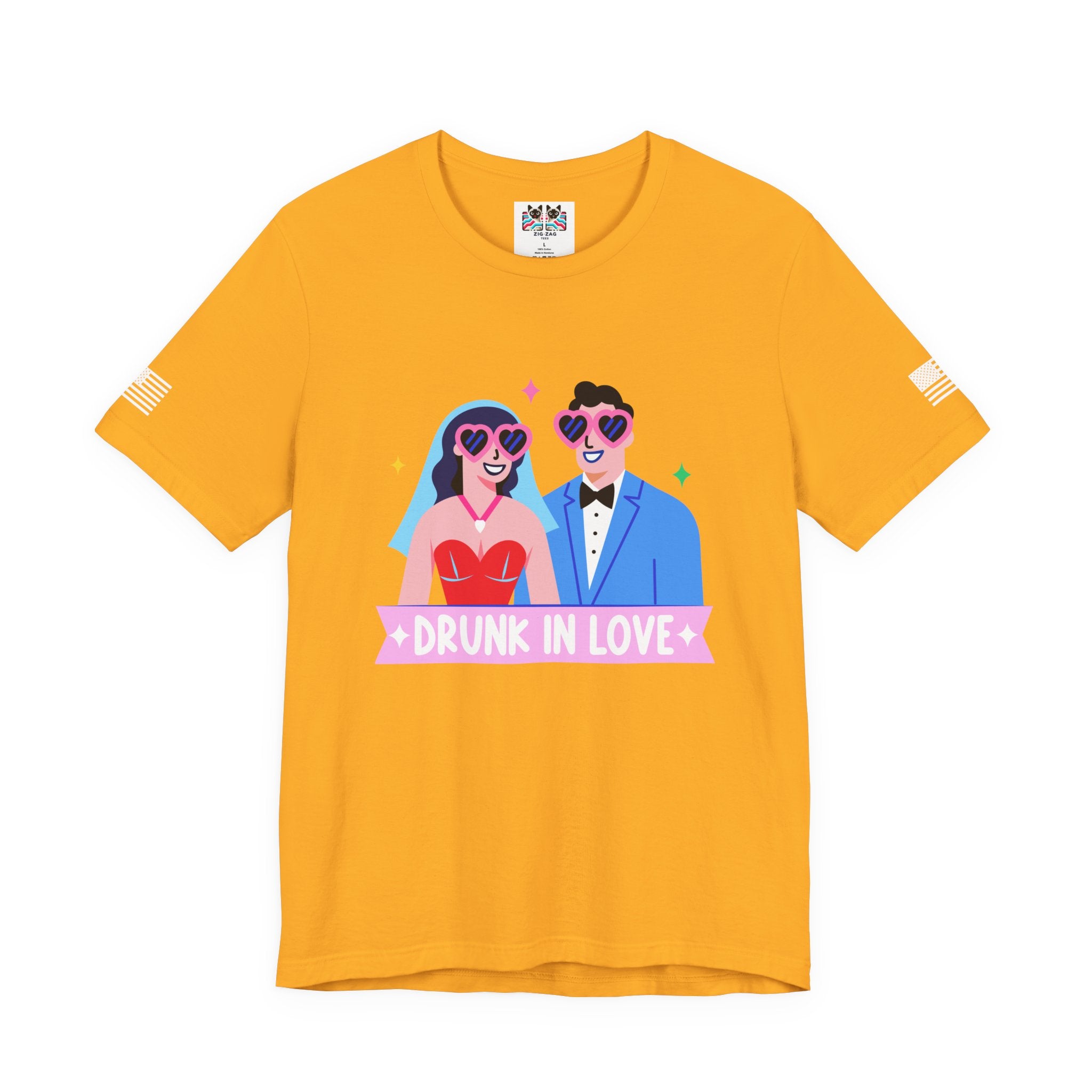 Drunk in Love Vegas Wedding T-Shirt – Funny Las Vegas Chapel Couple Tee