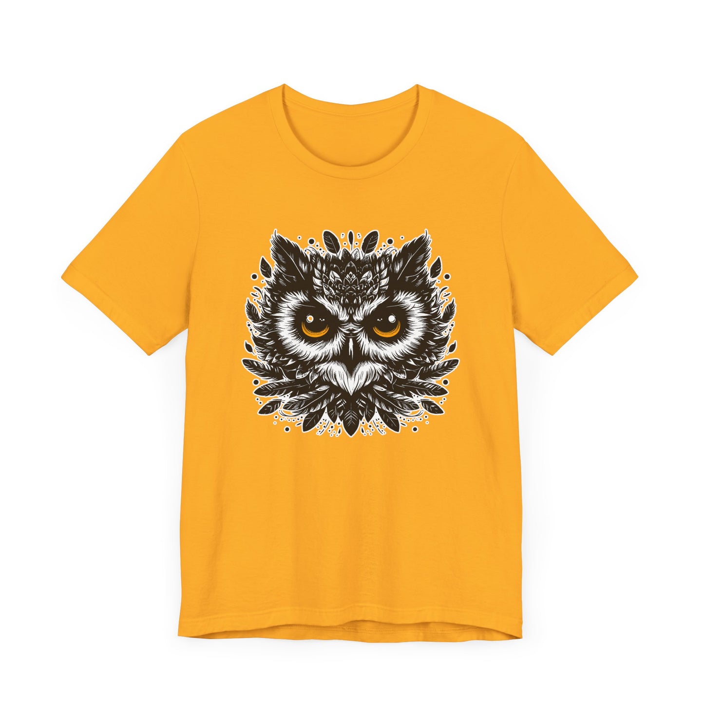 Intense Front-Facing Owl and piercing big yellow eyes Graphic T-Shirt