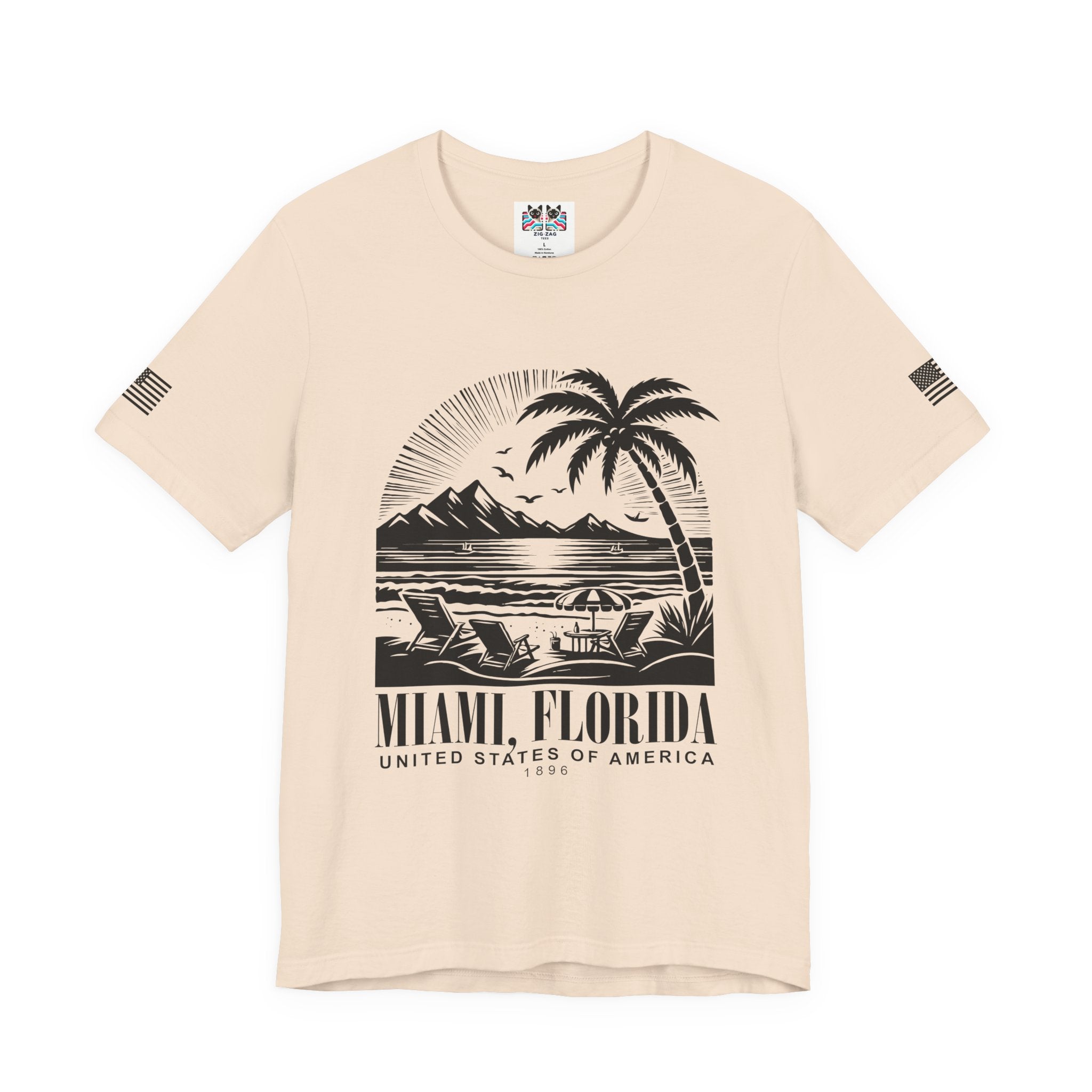Miami Florida USA 1896 T-Shirt – Black Line Art Beach Chair Palm Tree Graphic Tee