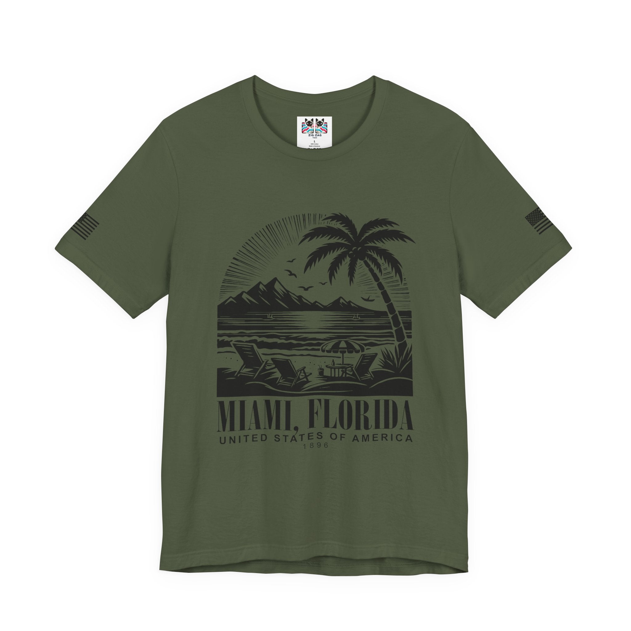 Miami Florida USA 1896 T-Shirt – Black Line Art Beach Chair Palm Tree Graphic Tee