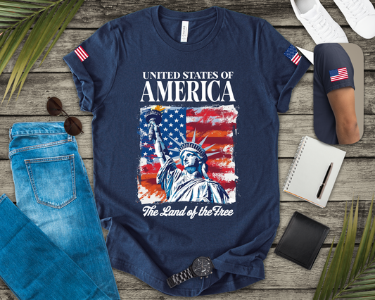 United States of America T-Shirt – Land of the Free Statue of Liberty Patriotic Graphic Tee
