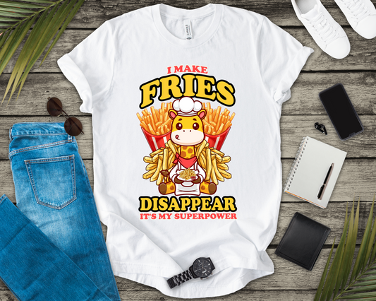 I Make Fries Disappear T-Shirt – Adorable Baby Giraffe Chef With Fries Funny Super Power Graphic Tee