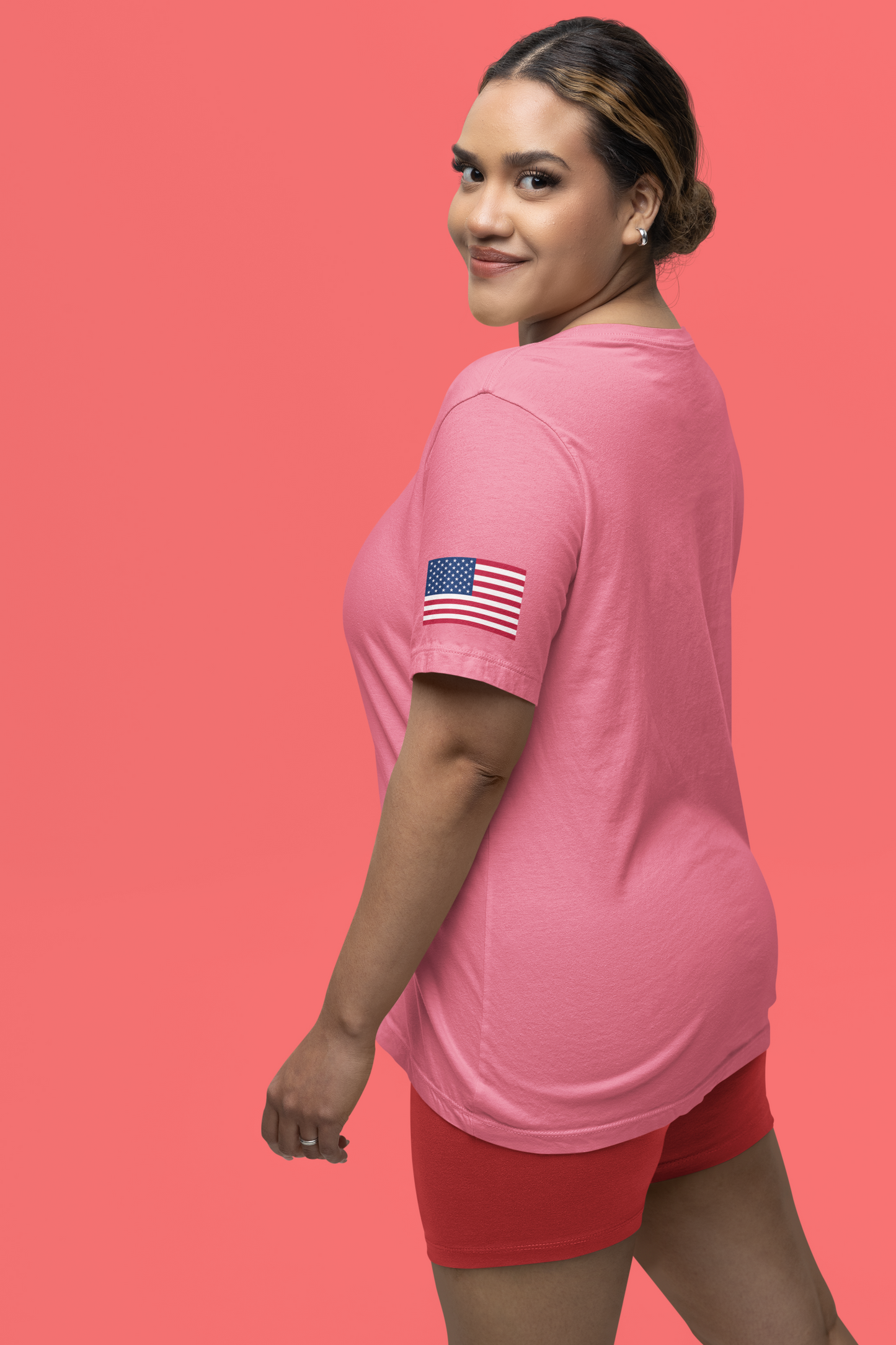 NYC Cat Silhouette T-Shirt - New York City Skyline in Cat Shape Brooklyn Bridge Design