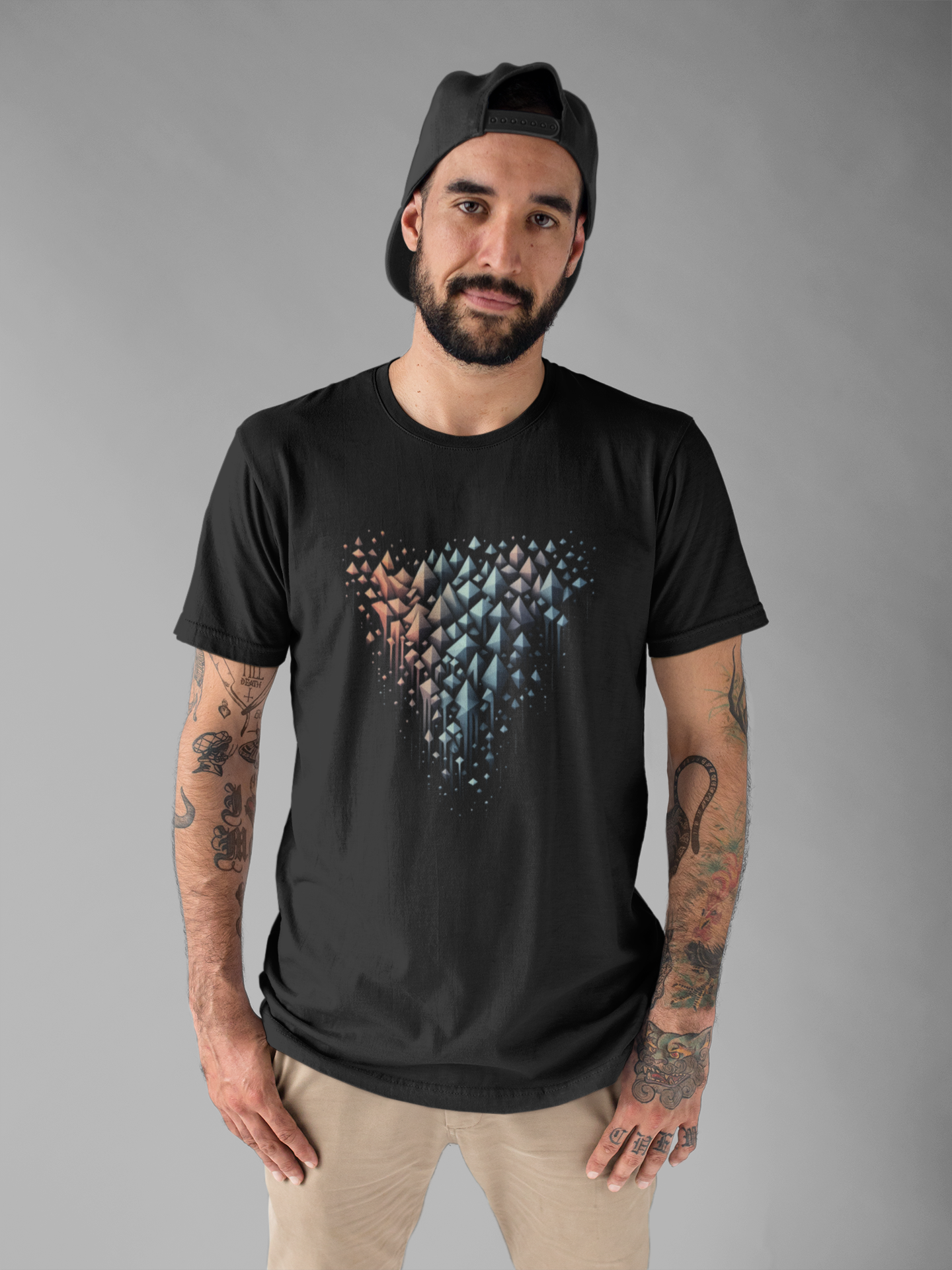 Triangle Cascade – Abstract Pyramid Alignment Graphic T-Shirt