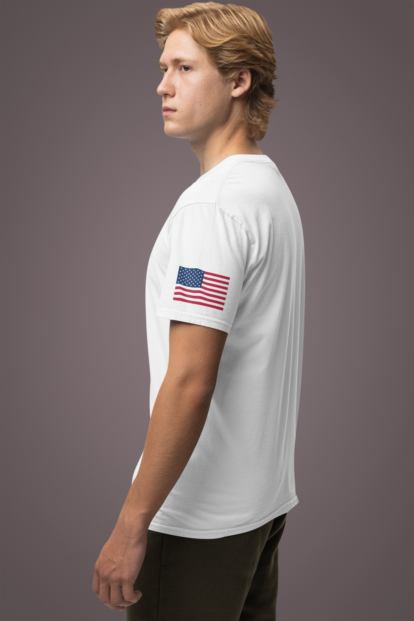 Merry Christmas New York T-Shirt - NYC Holiday Skyline with Santa & Statue of Liberty