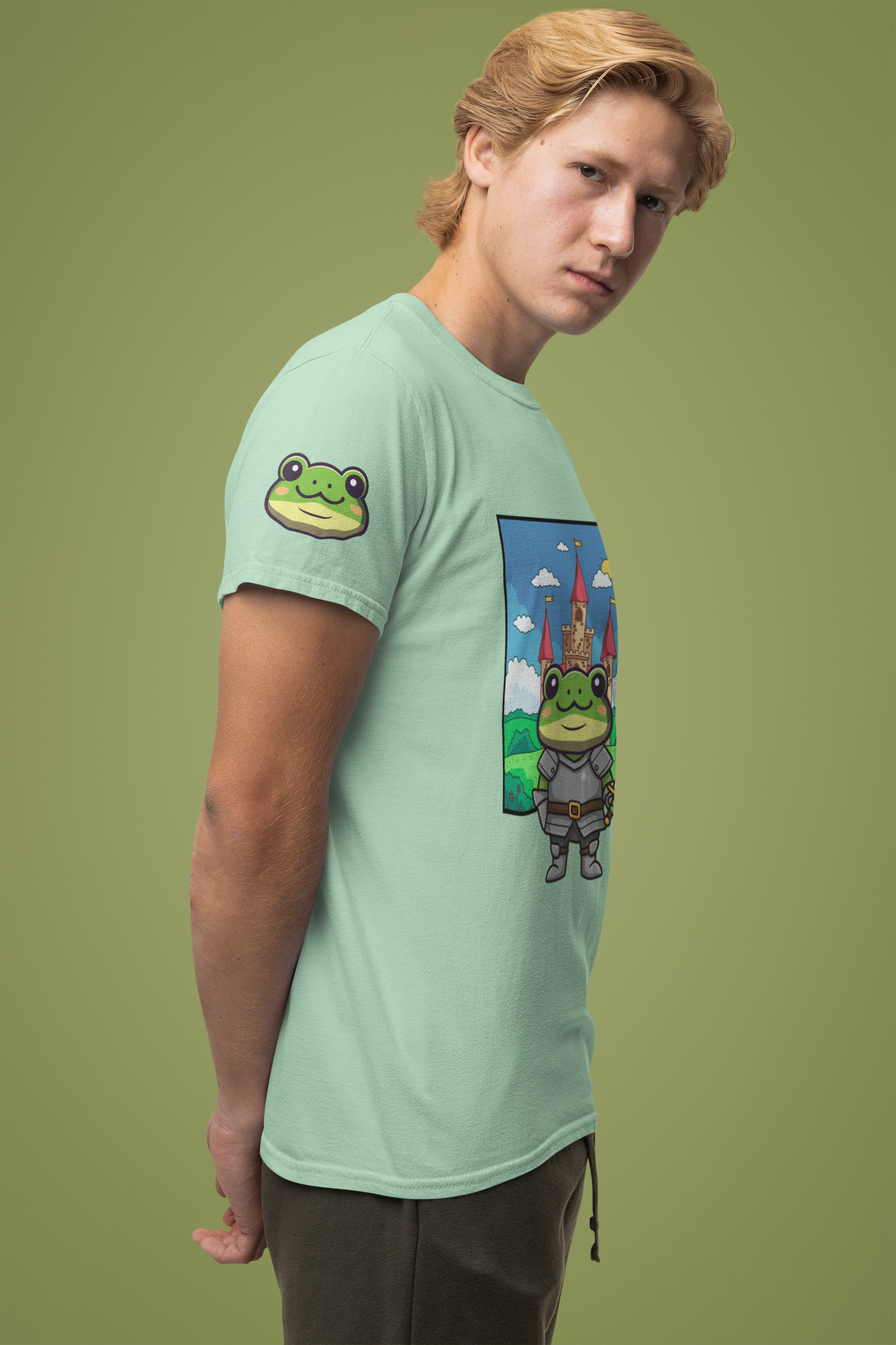 Knight Frog Castle T-Shirt – Cute Frog Knight Medieval Fantasy Graphic Tee