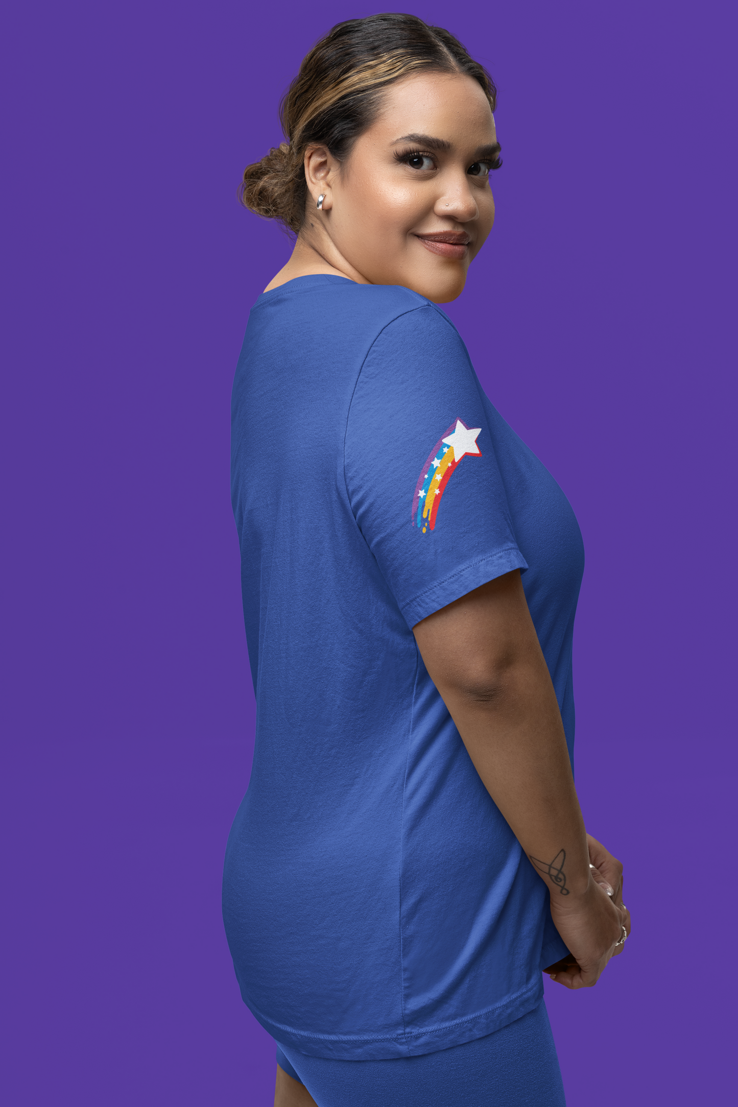 When It Rains Look for Rainbows T-Shirt – Inspirational Hope Optimism Quote Graphic Tee