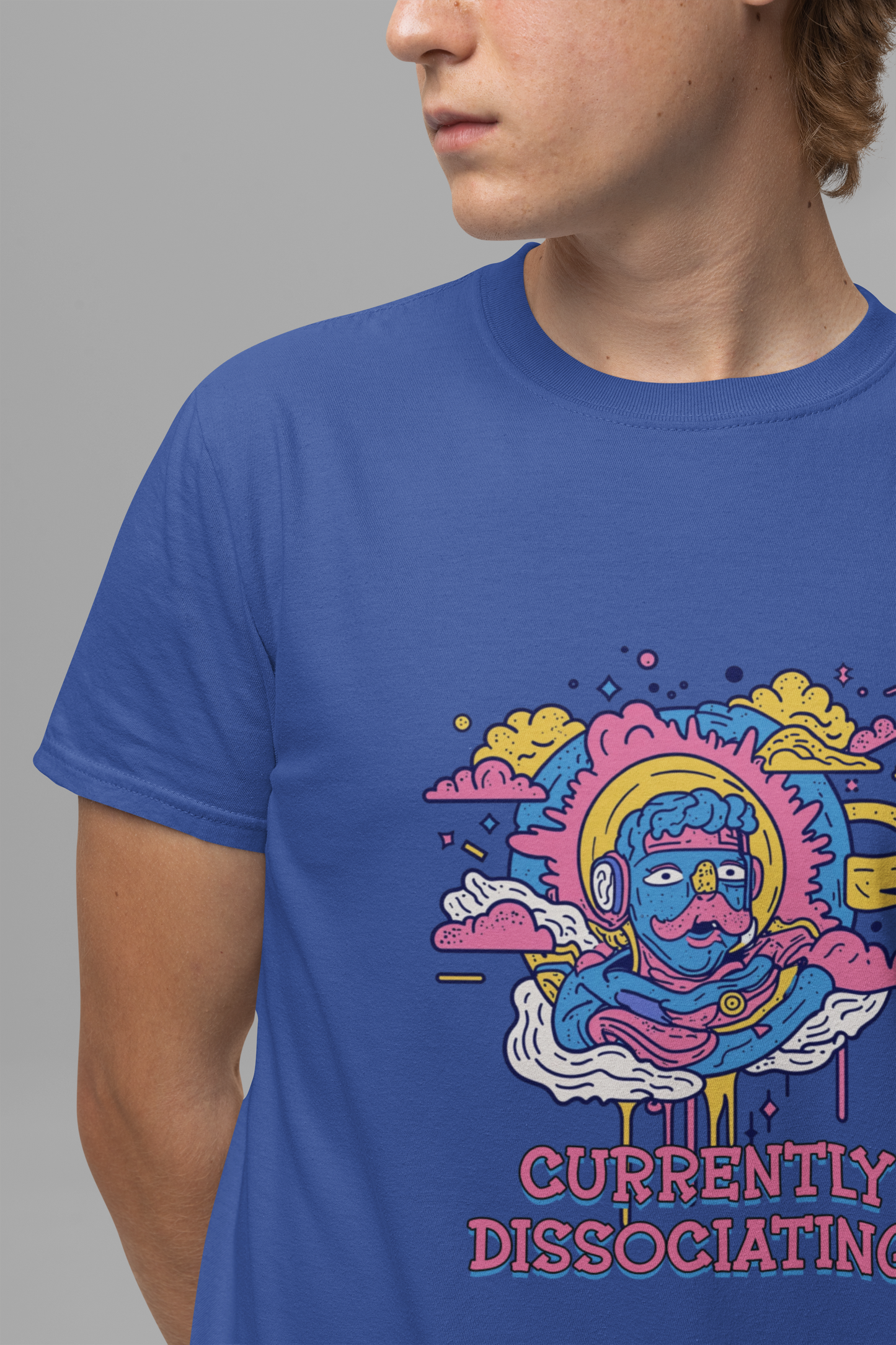 Currently Dissociating – Visually Detached from Reality or Oneself Graphic T-Shirt