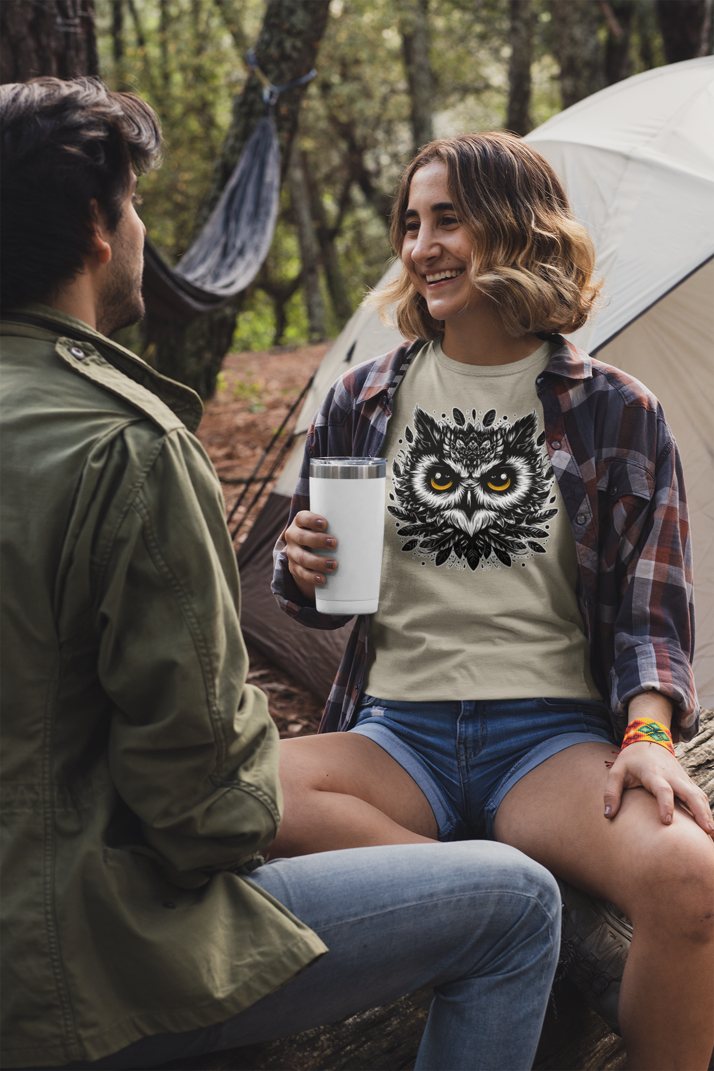 Intense Front-Facing Owl and piercing big yellow eyes Graphic T-Shirt