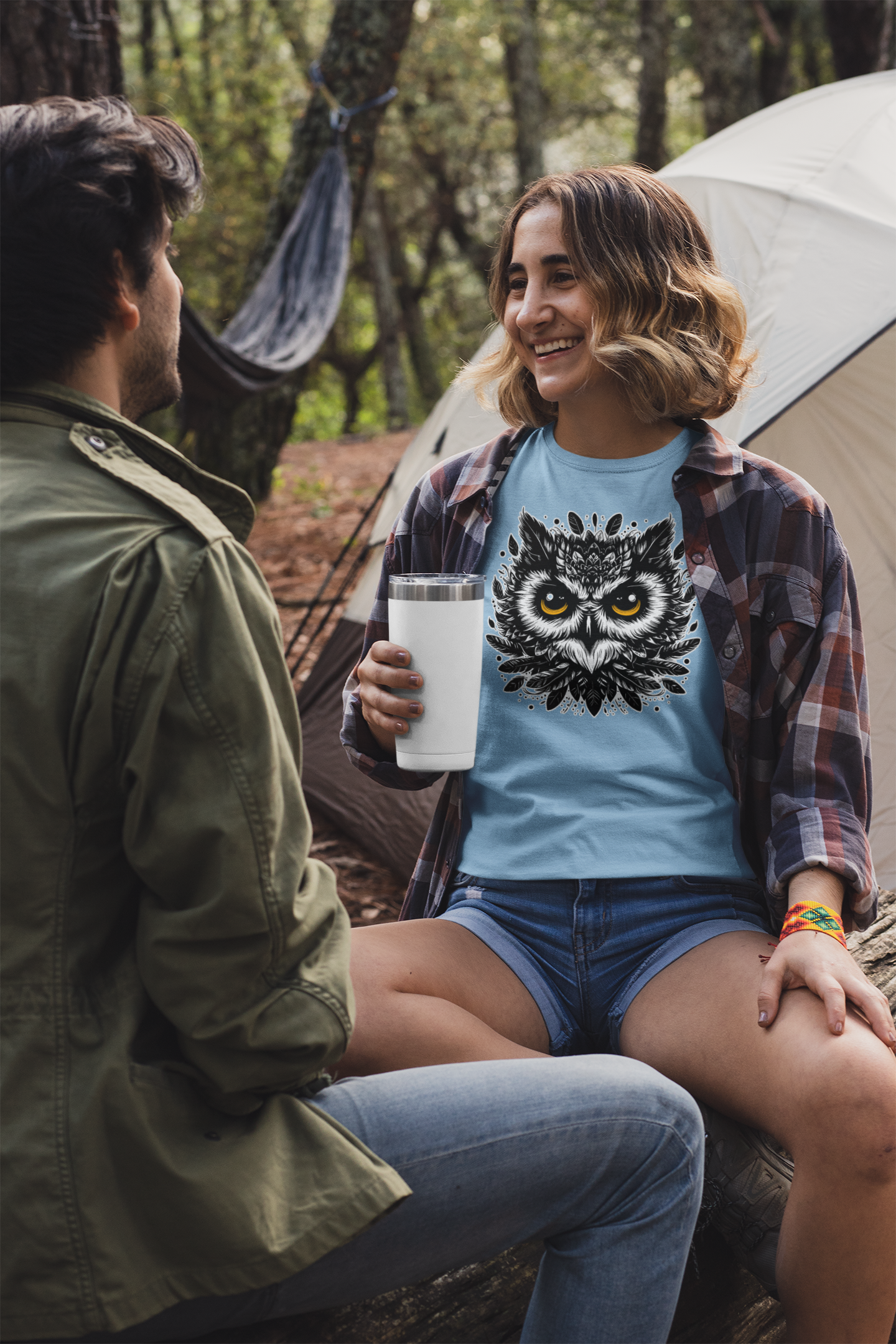 Intense Front-Facing Owl and piercing big yellow eyes Graphic T-Shirt